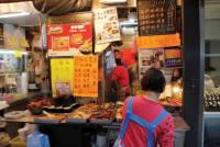 Market stalls on the streets of Hong Kong |  <i>Charles Duncombe</i>